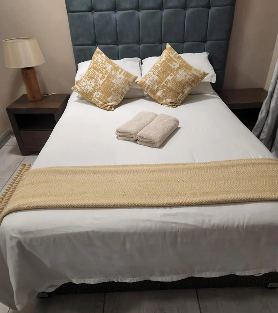 Jenvey House Selfcatering Apartments & Bnb Port Elizabeth