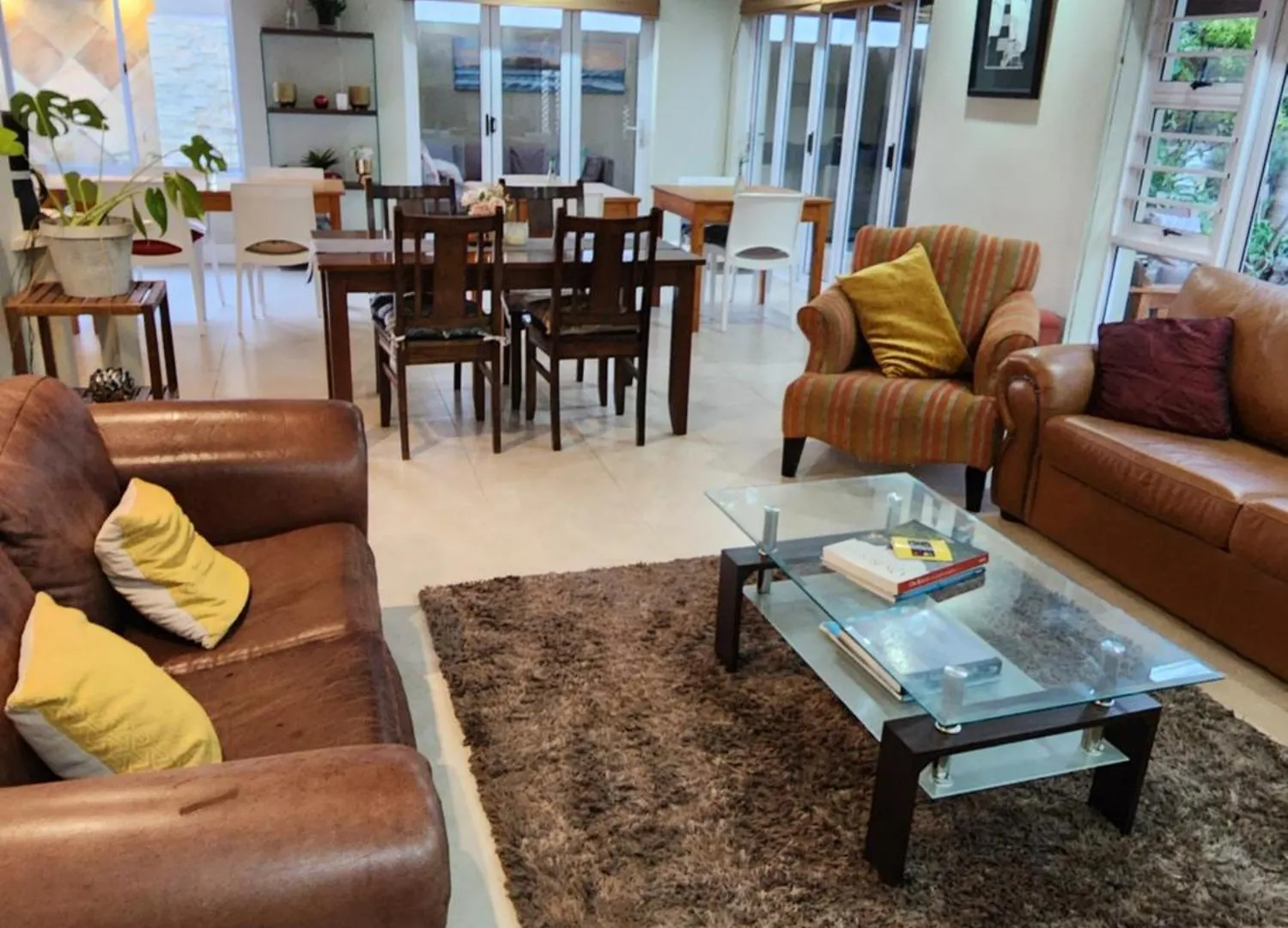 Jenvey House Selfcatering Apartments & Bnb Port Elizabeth